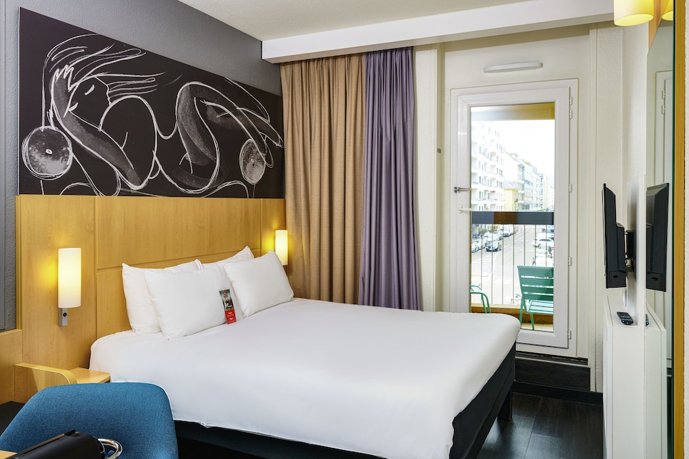 Habitación Confort con 1 cama doble del hotel Ibis Annecy Centre Vieille Ville. Foto 2