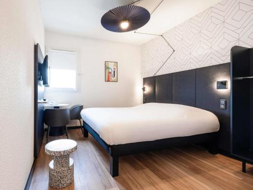 Habitación Doble Estándar del hotel Ibis Perpignan Sud Saint Charles. Foto 2