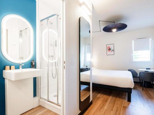 Habitación Doble Estándar del hotel Ibis Perpignan Sud Saint Charles. Foto 3