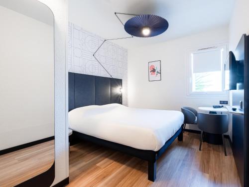 Habitación Doble Estándar del hotel Ibis Perpignan Sud Saint Charles. Foto 8