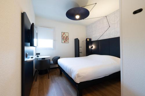 Habitación Doble Estándar del hotel Ibis Perpignan Sud Saint Charles. Foto 22