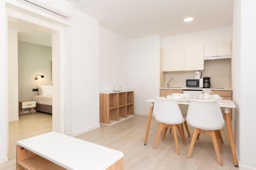 Apartamento 1 habitación Con Vistas Sofá Cama incluido 2 Camas individuales del hotel BARRANCO Chic! Apartments by ALEGRIA. Foto 3