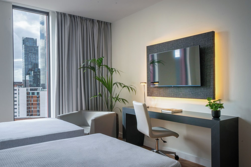 Habitación INNSiDE - Twin con vistas a la ciudad del hotel Innside By Meliá Manchester. Foto 2