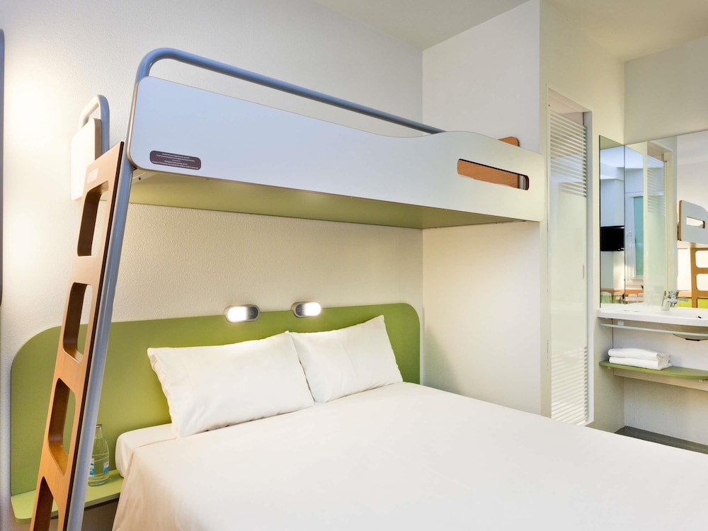 Habitación triple Cama Litera 1 Cama doble del hotel Ibis Budget Antwerpen Port