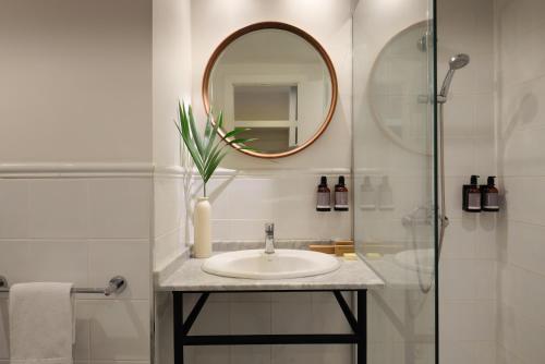 Habitación Doble Estándar del hotel Precise Resort Tenerife. Foto 1