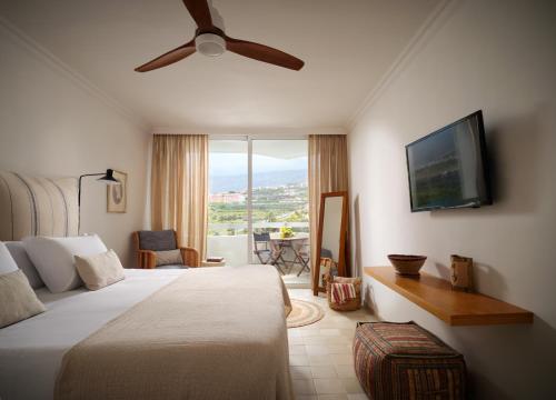 Habitación Doble Estándar del hotel Precise Resort Tenerife. Foto 3