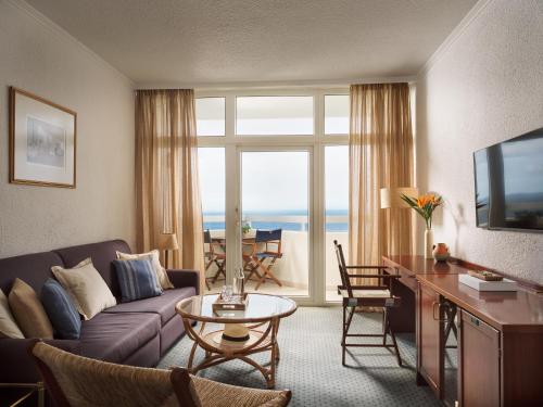 Suite con vistas al mar del hotel Precise Resort Tenerife. Foto 1