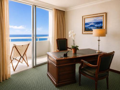 Suite Presidencial del hotel Precise Resort Tenerife. Foto 2