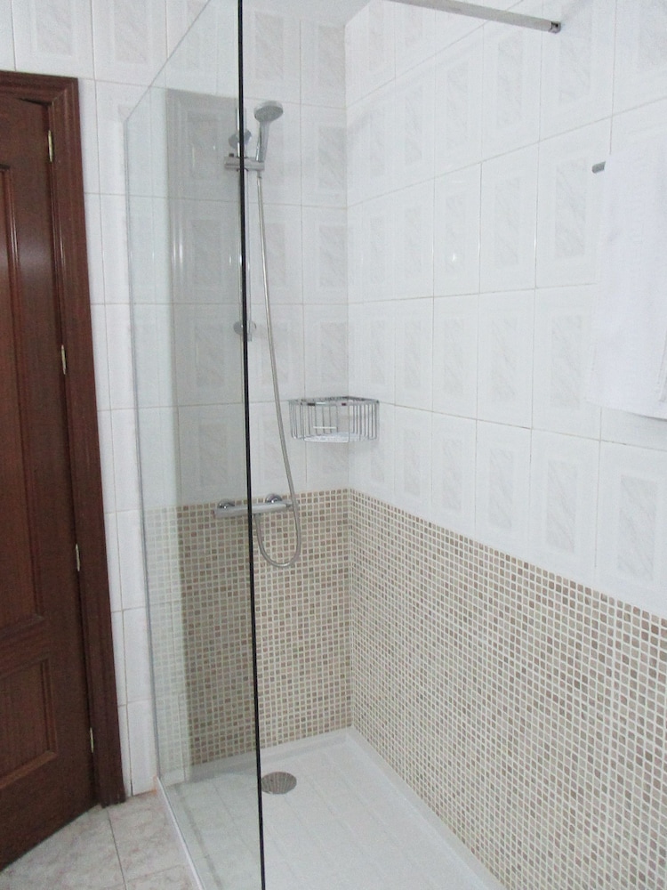 Habitación Individual del hotel Perales. Foto 5