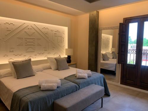 Habitación Deluxe del hotel Hacienda Del Cardenal. Foto 4