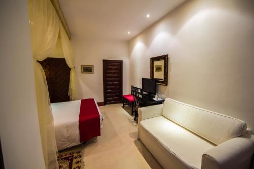 Habitación Doble del hotel Hacienda Del Cardenal. Foto 7