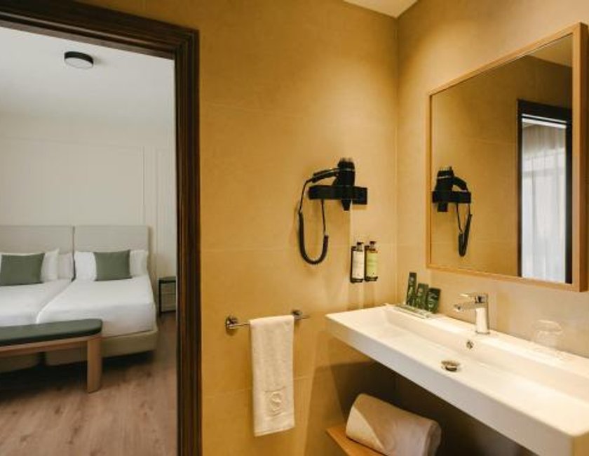 Habitación Doble - 2 camas del hotel Sercotel Toledo Imperial. Foto 5
