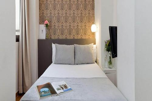 Habitación Individual del hotel Sercotel Toledo Imperial. Foto 1