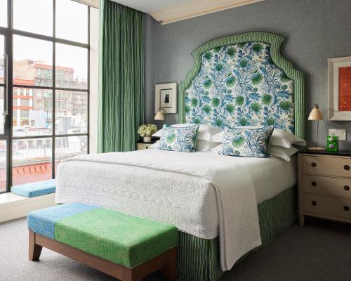 Habitación Deluxe con cama extragrande - Planta superior del hotel CROSBY STREET. Foto 3