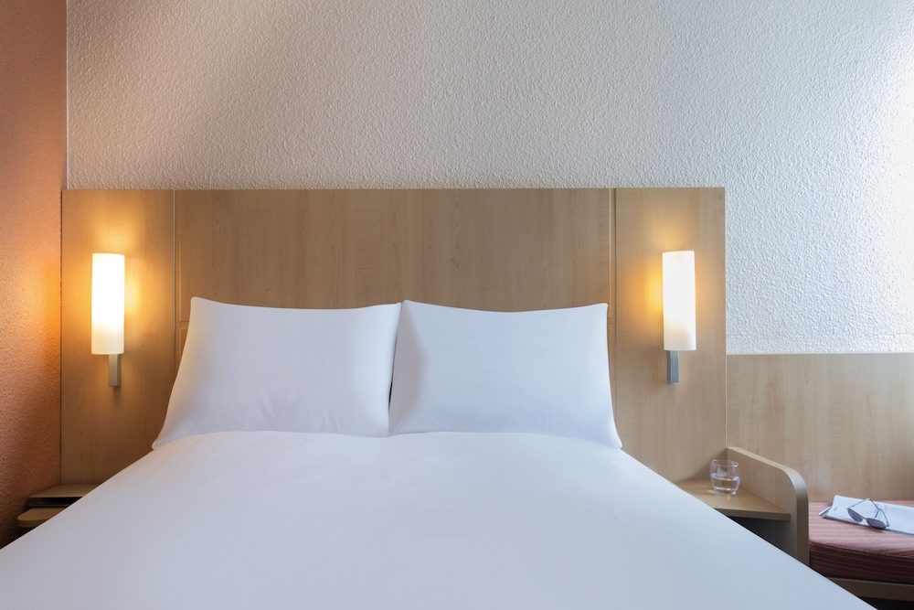 Habitación estándar doble, 1 cama doble del hotel Ibis Nantes Centre Gare Sud. Foto 2