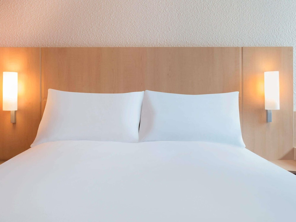 Habitación estándar doble, 1 cama doble del hotel Ibis Nantes Centre Gare Sud. Foto 4