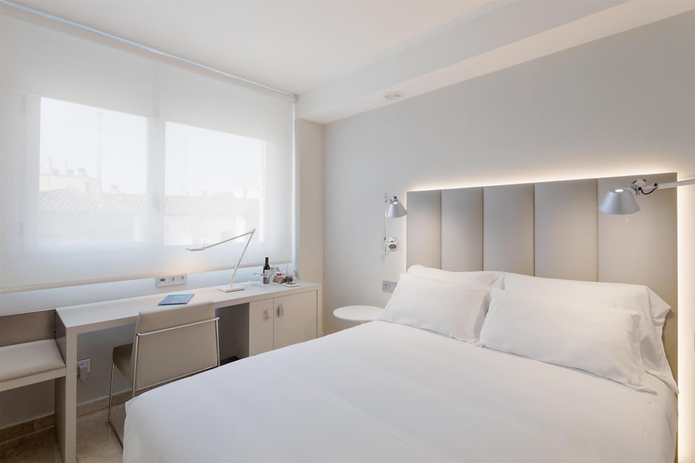 Habitación individual estándar del hotel Nh Ciudad De Zaragoza. Foto 4