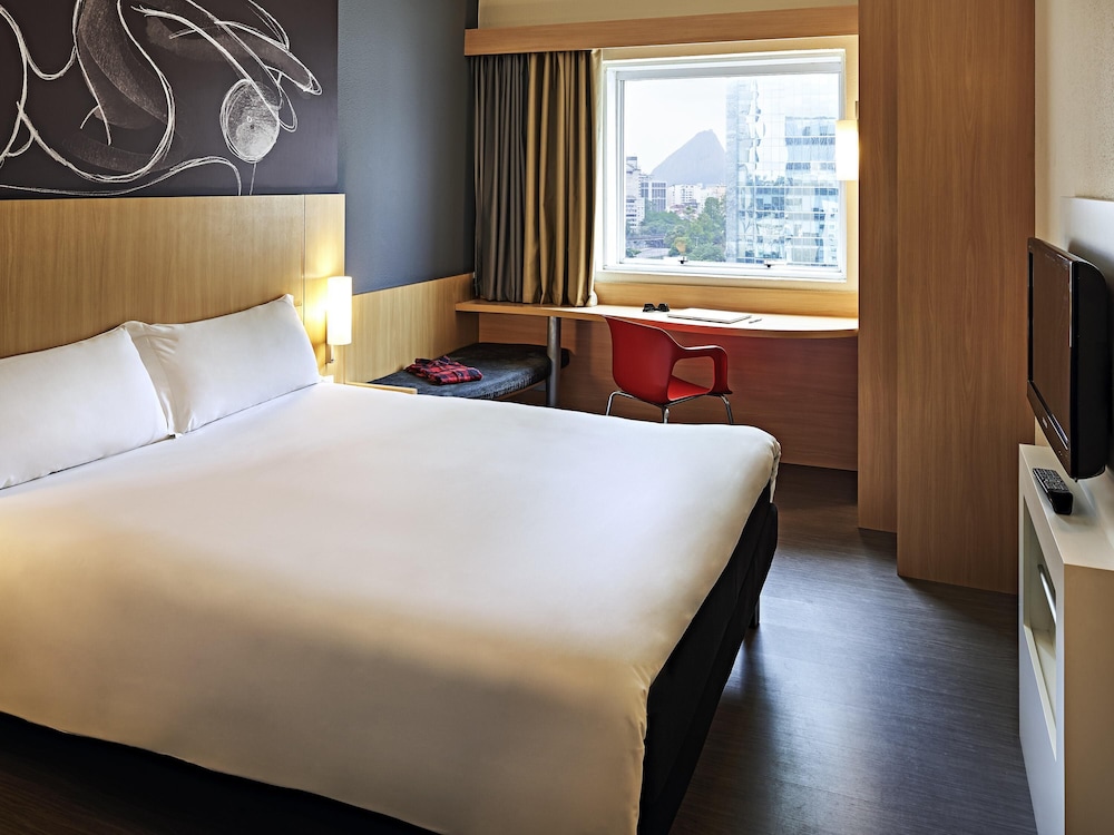 Habitación estándar con 2 camas individuales, 2 camas individuales del hotel Ibis Rio De Janeiro Centro. Foto 6