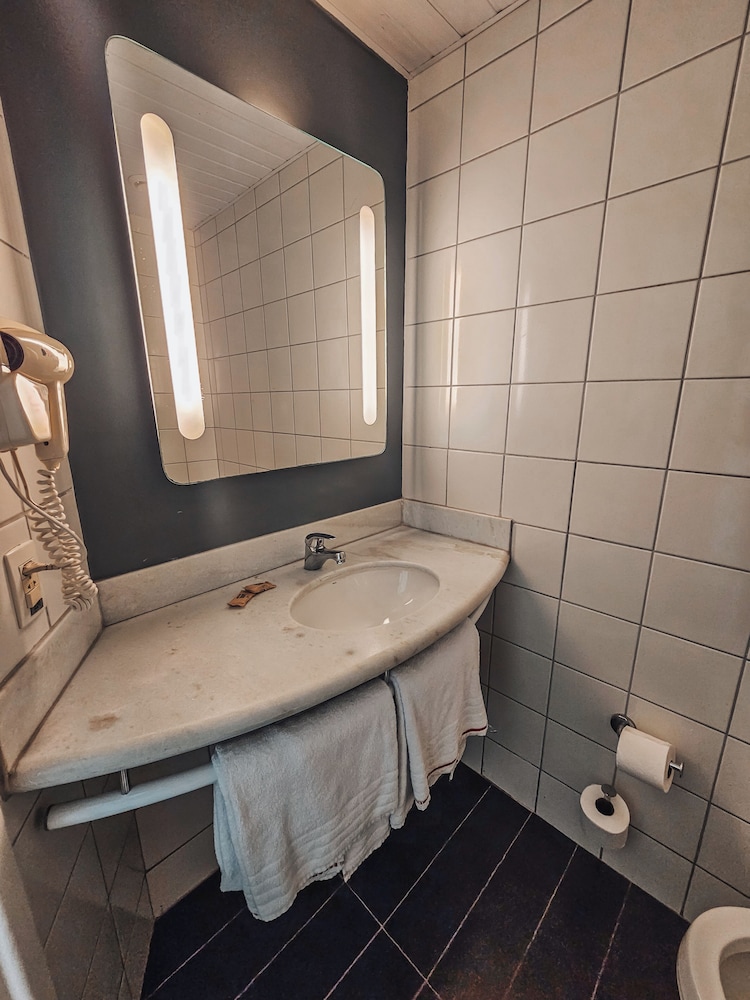 Habitación estándar con 2 camas individuales, 2 camas individuales del hotel Ibis Rio De Janeiro Centro. Foto 8
