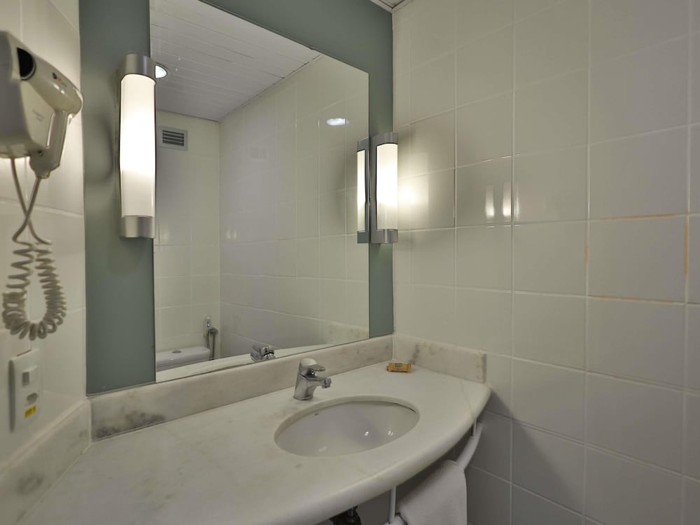 Apartamento Standard con dos camas individuales del hotel Ibis Salvador Rio Vermelho. Foto 4