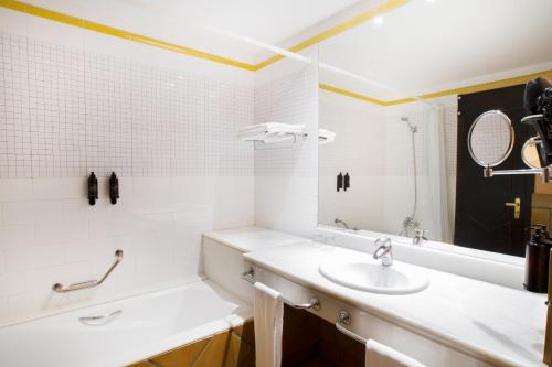 Habitación Individual del hotel Ibersol Almuñecar Beach & Spa. Foto 2