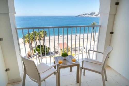 Habitación Panorámica con vistas al mar del hotel Helios Costa Tropical. Foto 5