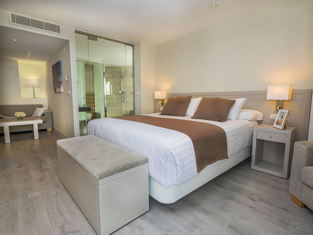 Junior suite del hotel Helios Costa Tropical. Foto 2