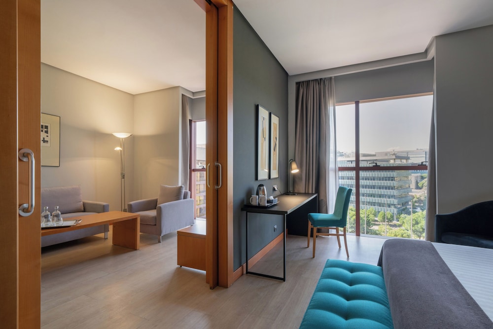 Suite Deluxe del hotel Eurostars Puerta Madrid. Foto 7