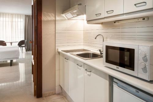 Apartamento 1 habitación Vista ciudad 2 Camas individuales kitchenette del hotel Sercotel Togumar. Foto 4