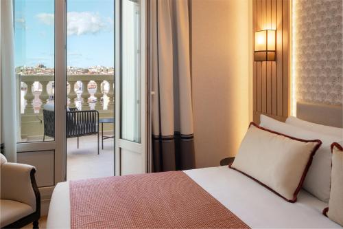 Habitación Doble Superior con terraza del hotel Catalonia Plaza España & Spa