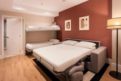 Suite del hotel Catalonia Plaza España & Spa. Foto 5