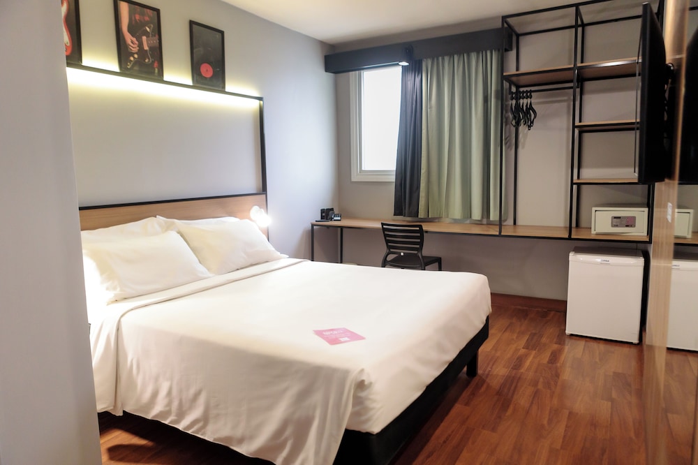 Habitación Superior con 1 cama doble del hotel Ibis Belo Horizonte Savassi. Foto 1