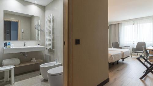 Habitación Doble Confort - 2 camas del hotel Blanca De Navarra. Foto 1
