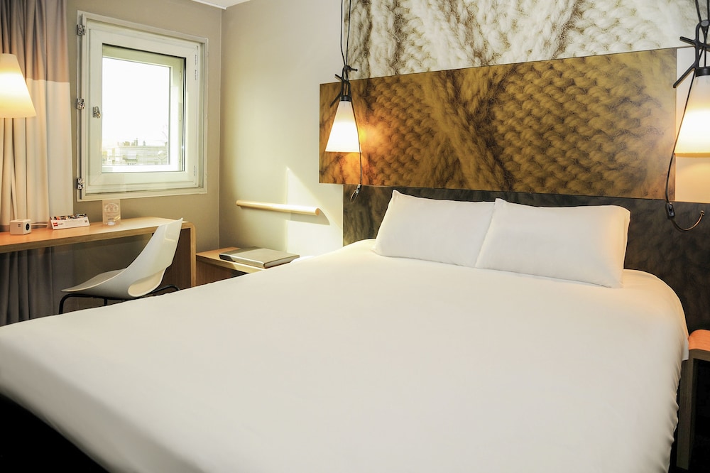 Habitacion Standard con 1 cama doble del hotel Ibis Strasbourg Centre Petite France. Foto 5