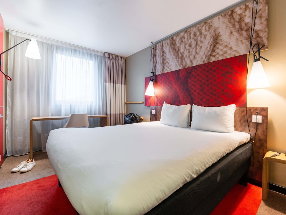 Habitacion Standard con 1 cama doble del hotel Ibis Strasbourg Centre Petite France. Foto 19