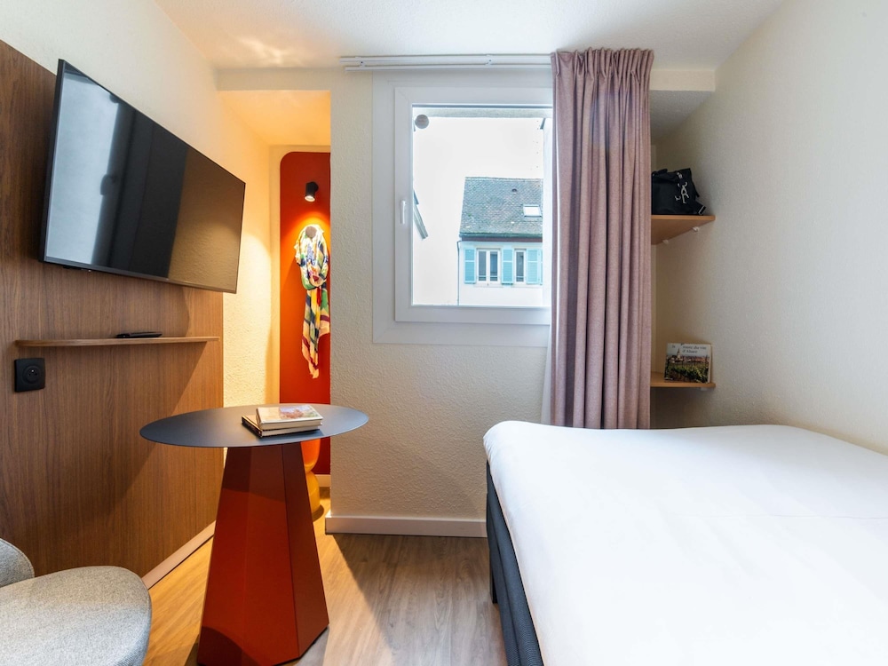 Habitación Superior con 1 cama individual del hotel Ibis Strasbourg Centre Petite France. Foto 5