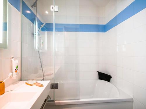 Habitación Estándar con 1 cama doble del hotel Ibis Styles Strasbourg Stade De La Meinau
