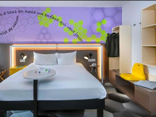 Habitación Estándar con 1 cama doble del hotel Ibis Styles Strasbourg Stade De La Meinau. Foto 1
