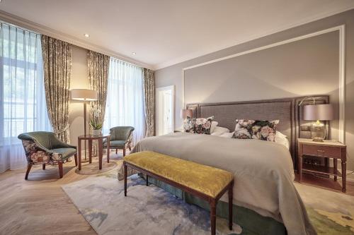 Habitación Doble Superior del hotel Victoria Jungfrau Grand and Spa