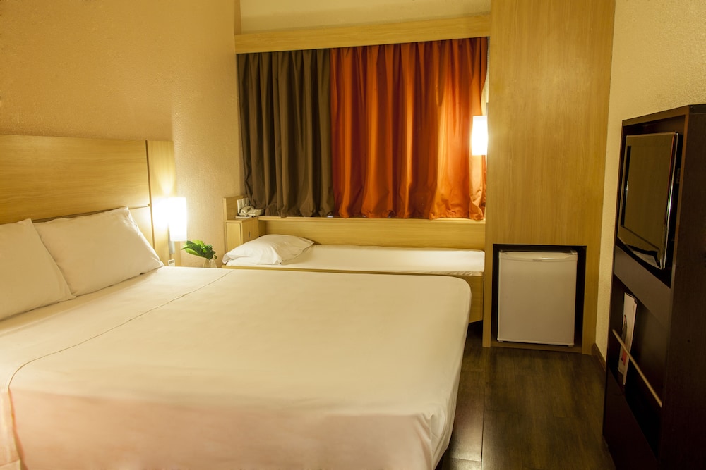 Habitación estándar, 1 cama doble del hotel Ibis Manaus Distrito Industrial. Foto 3