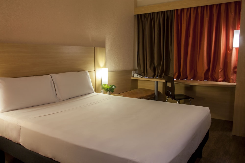 Habitación estándar, 1 cama doble del hotel Ibis Manaus Distrito Industrial. Foto 15