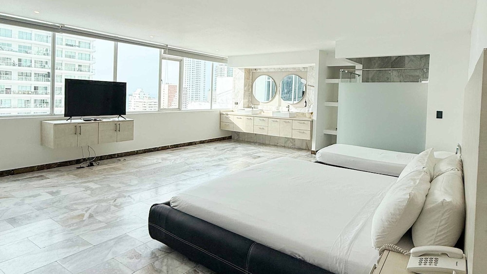 Habitación de lujo del hotel La Gran Via. Foto 2