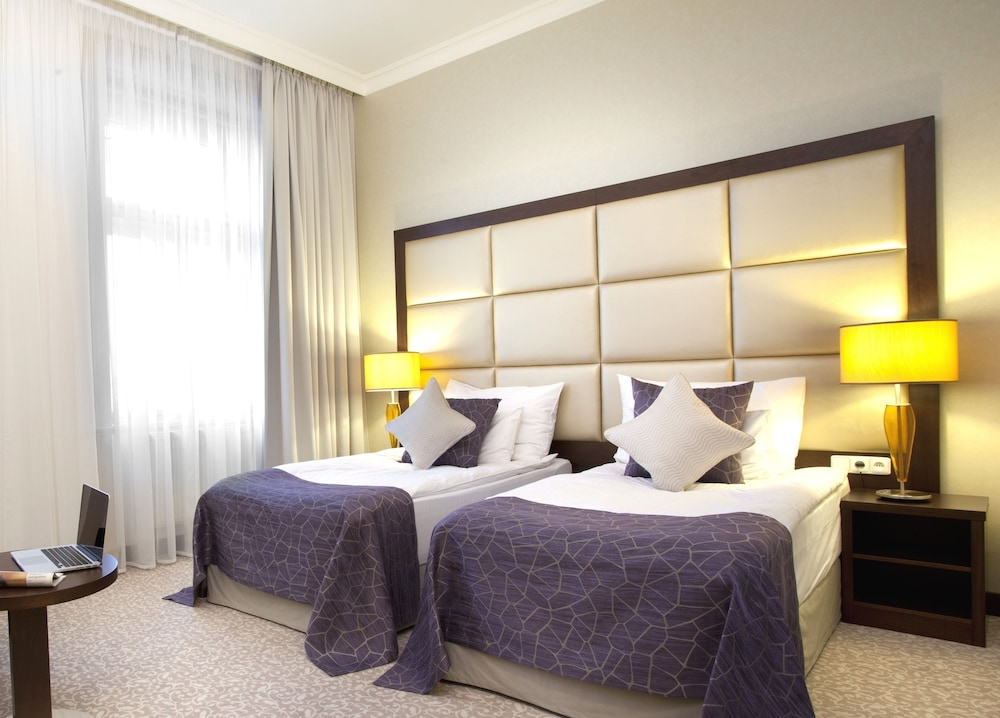 Habitación Deluxe con 1 cama doble o 2 individuales del hotel Kosher King David Prague