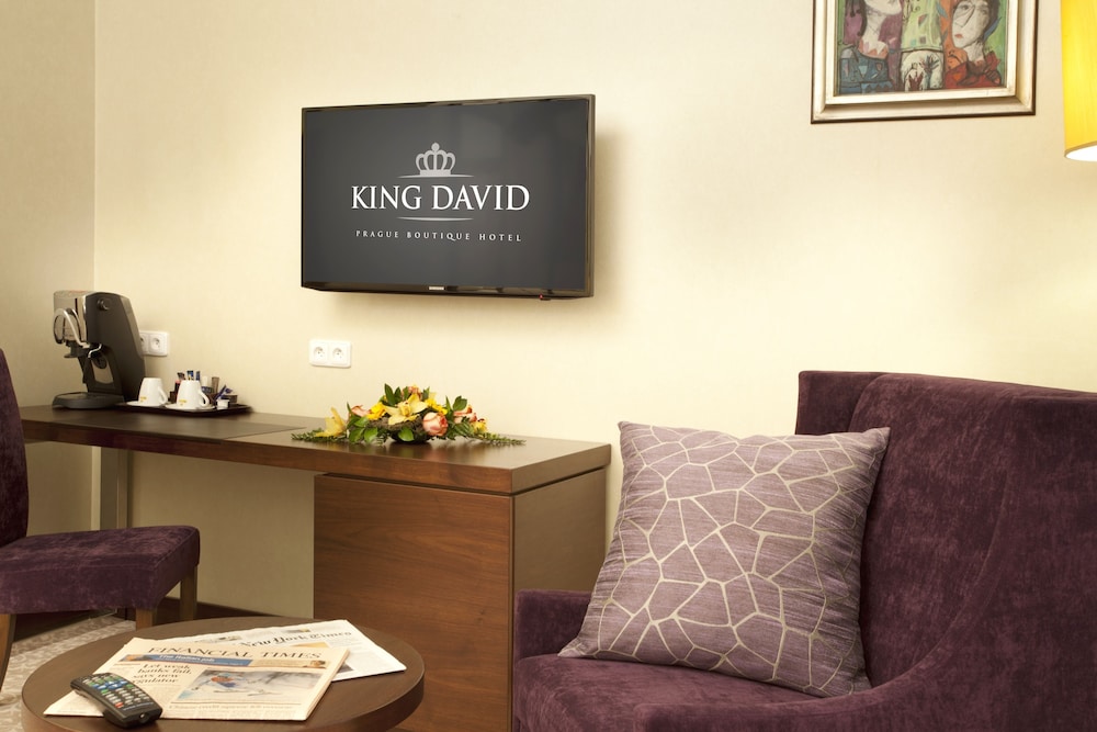 Habitación Deluxe con 1 cama doble o 2 individuales del hotel Kosher King David Prague. Foto 3
