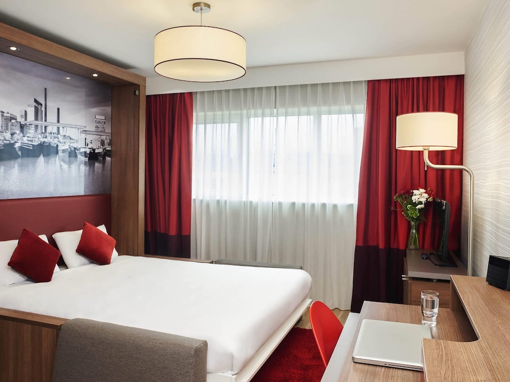 Estudio con cama doble del hotel Aparthotel Adagio Birmingham City Centre. Foto 3