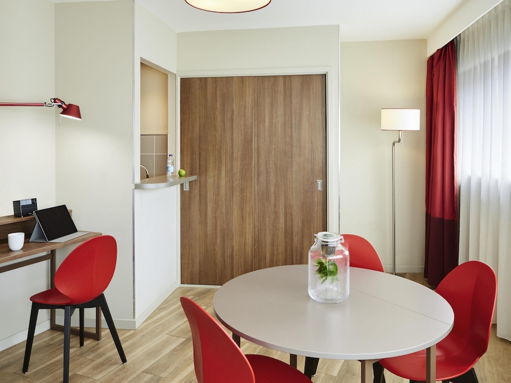 Gran apartamento superior con 1 dormitorio del hotel Aparthotel Adagio Birmingham City Centre. Foto 1