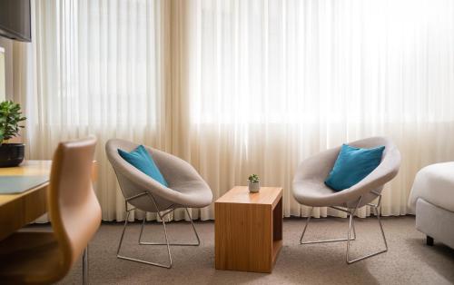 Deluxe King Room with Kudamm View del hotel Lindner Hotel Berlin Ku'damm. Foto 3