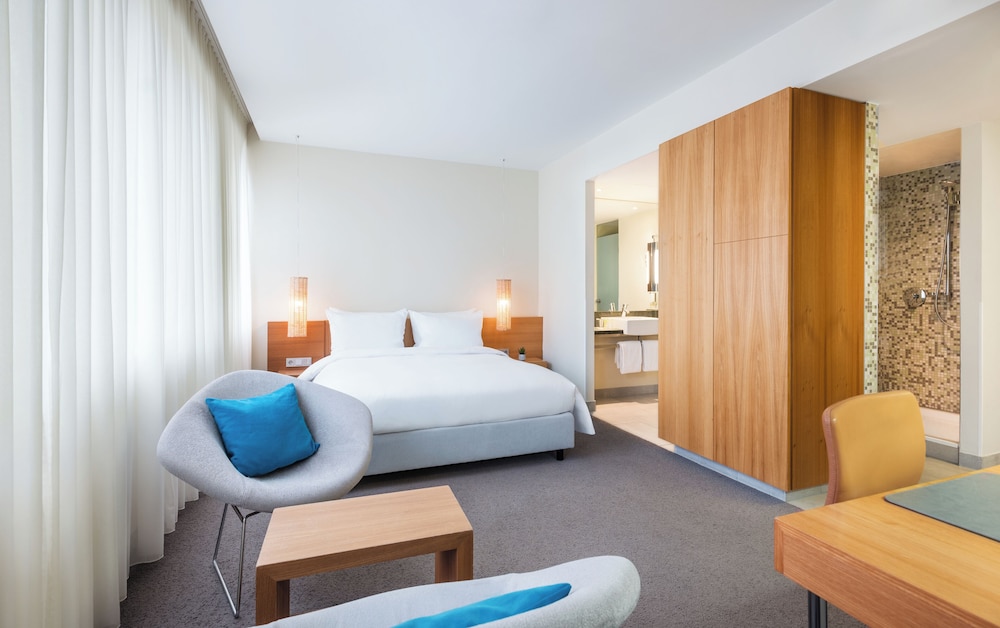 Habitación con 1 cama Queen del hotel Lindner Hotel Berlin Ku'damm