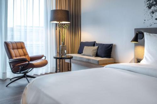 Habitación Superior del hotel Radisson Blu , Cologne. Foto 2