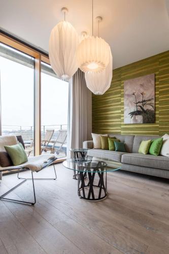 Suite Natural con balcón del hotel Radisson Blu , Cologne